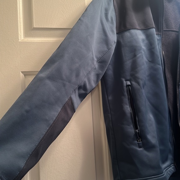 North face men’s soft shell coat - Picture 2 of 6